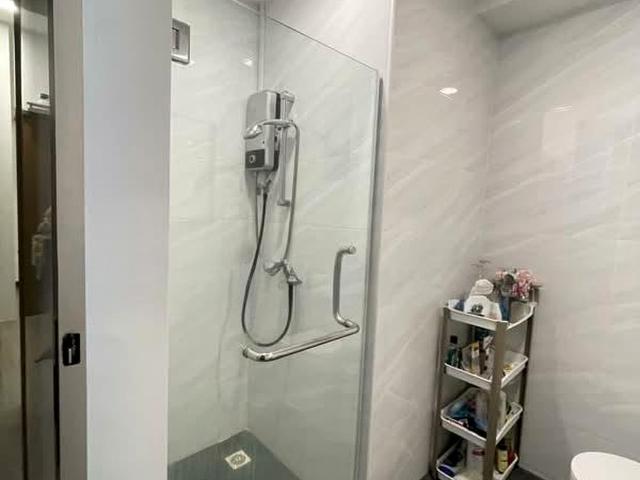 Eastpoint Green D18, Condominium