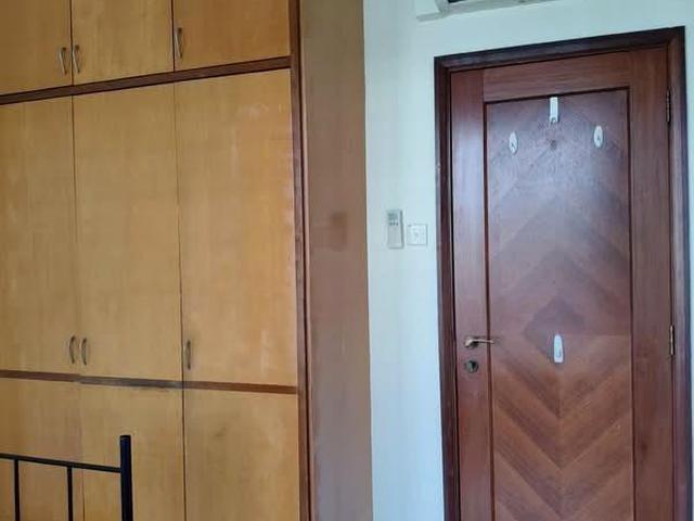 Eastpoint Green D18, Condominium