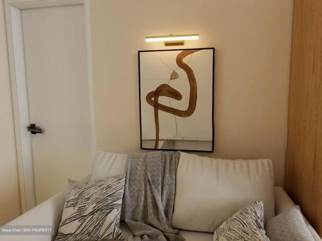 Eastpoint Green D18, Condominium