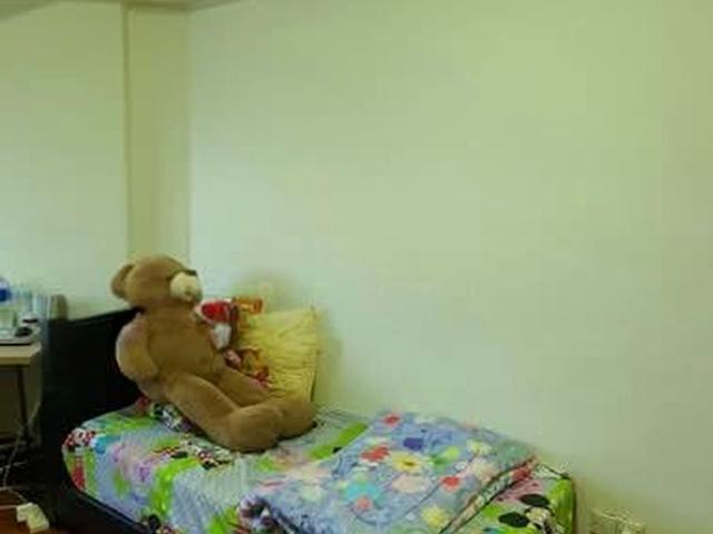 Eastpoint Green D18, Condominium