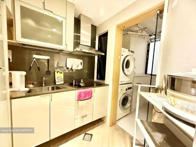Eastpoint Green D18, Condominium