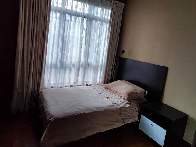 Eastpoint Green D18, Condominium