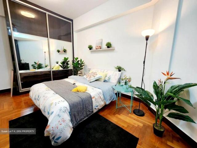 Eastpoint Green D18, Condominium