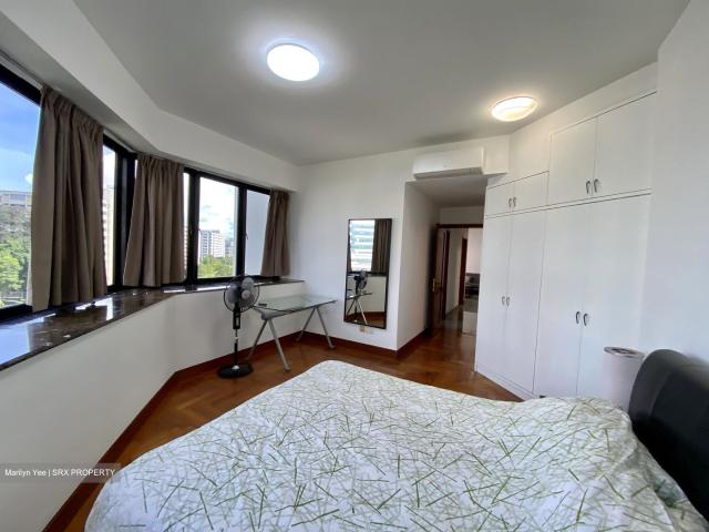 Eastpoint Green D18, Condominium