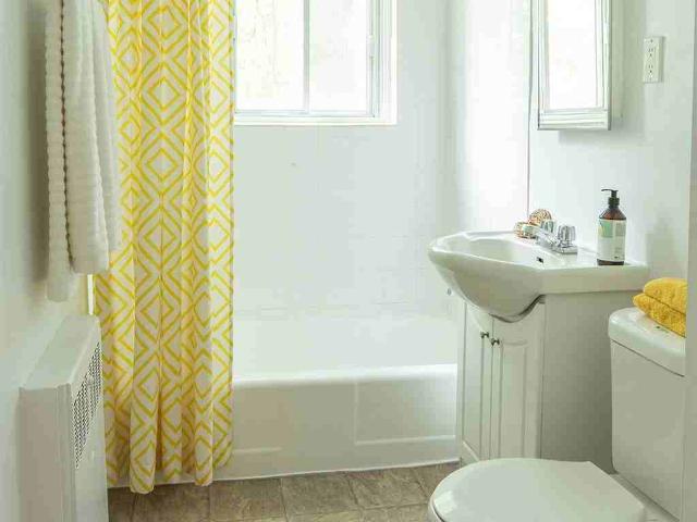 Eastwood Park Apartments 2 Bedroom Apartment for Rent at 335 Mcarthur Ave, Ottawa, ON K1L 6N9 Vanier
