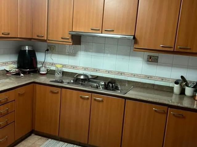 Eastvale D18, Condominium