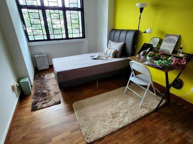 Eastvale D18, Condominium