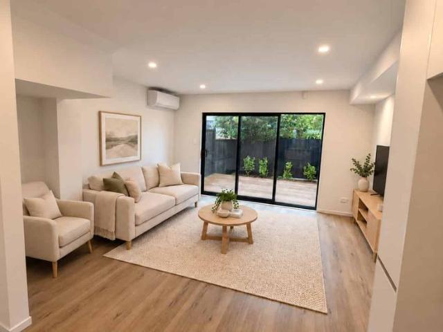 Easy, Modern Living