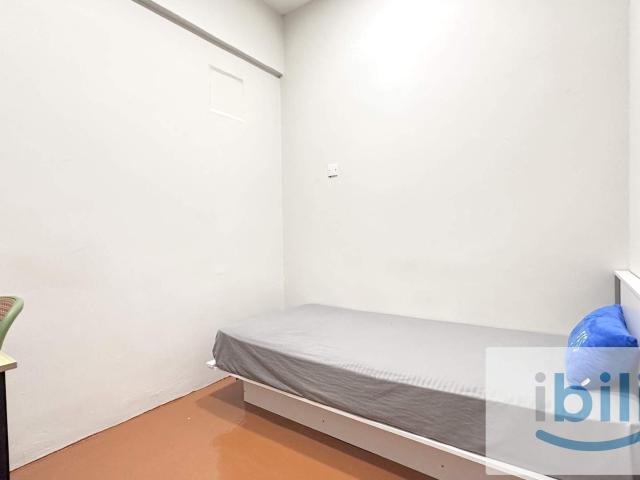 Easy Move In‼️Private Single Room with NO DEPOSIT!