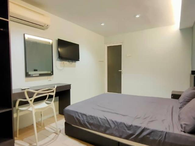 Easy Move in Room + Private Toilet for Rent at Bandar Sunway