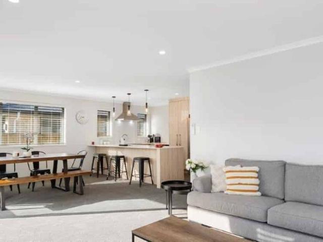 Easy Care In Hills View