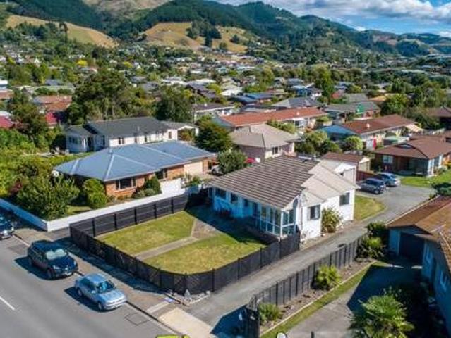 Easy Care Living In A Great Location