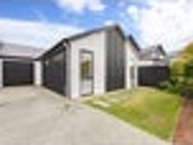 Easy Care Living in the sought after Meadows