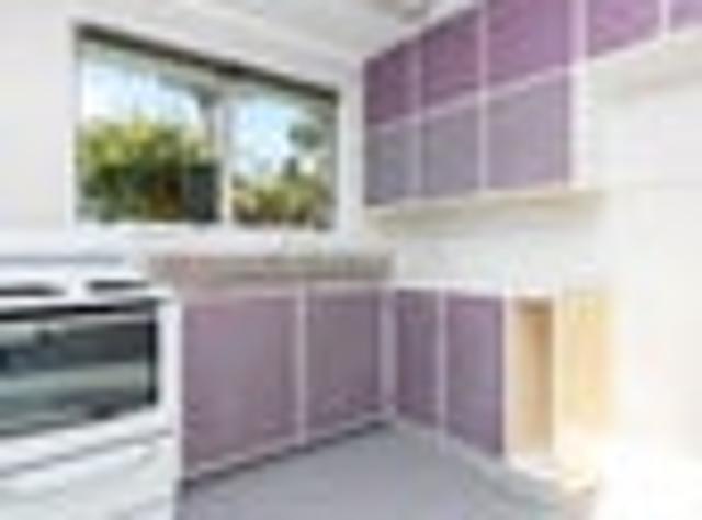 Easy Care Living with Everything Close at Hand