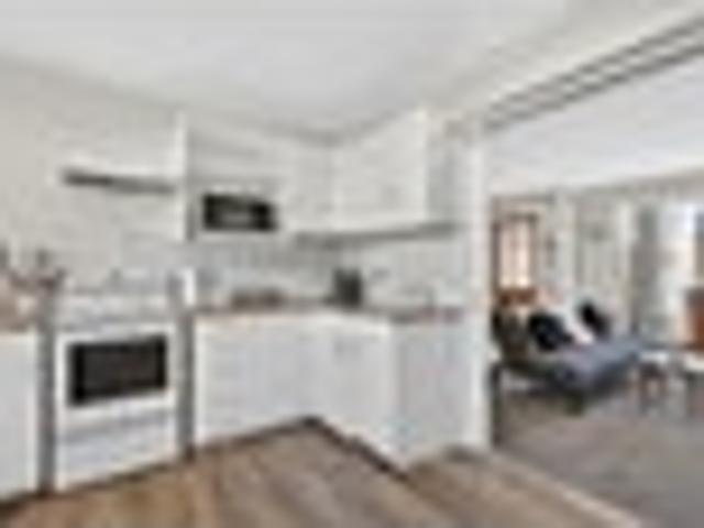 Easy Care Living with Solar Appeal