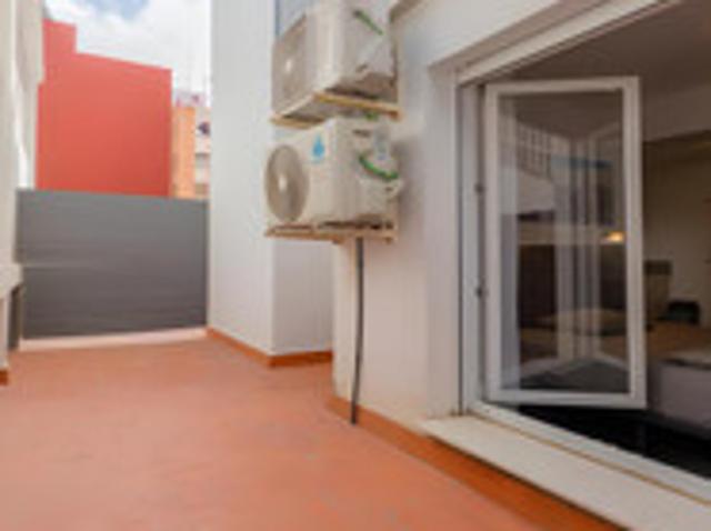 Easy Comfy Studio + Big Beautiful Terrace 11