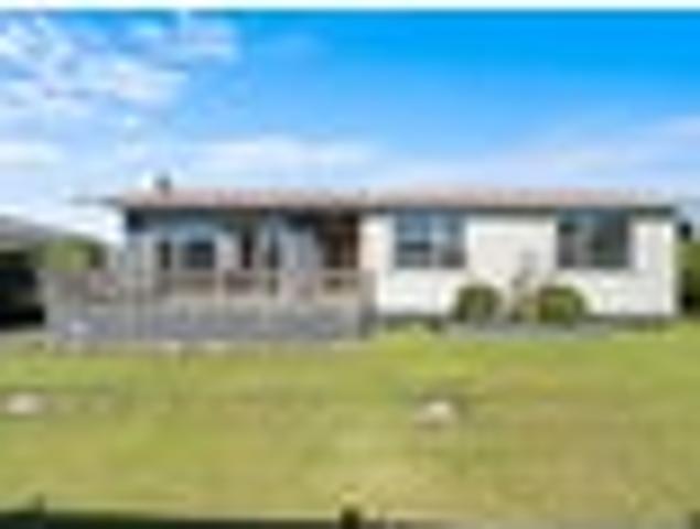 Easy Family Living Close to Everything