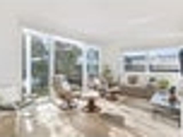 Easy Living, Exceptional Style