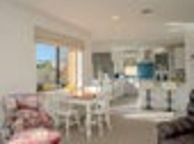 EASY LIVING IN THE HEART OF TOWN