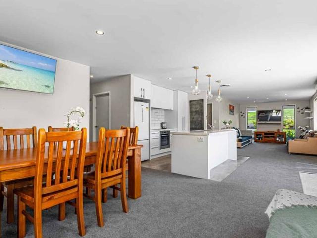 Easy Living in Welcome Bay
