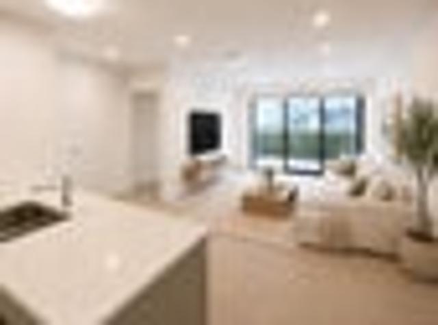 Easy Living | Savvy Investment
