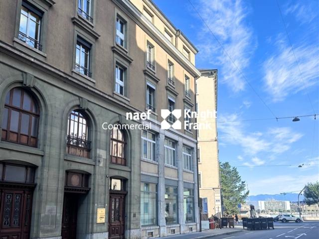 Eaux Vives Büro von 244 m² direkt am See