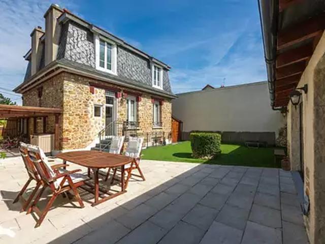 Eaubonne 95600 Achat / Vente maison 7 pièces t7 parking