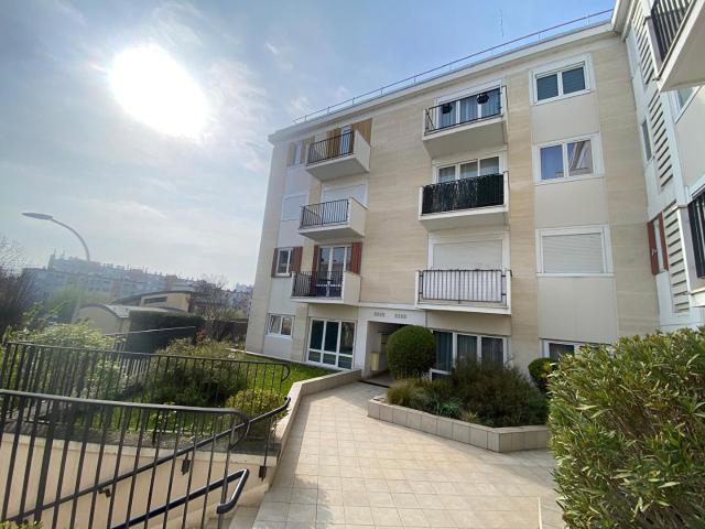 EAUBONNE, 3 pièce de 56m2 avec balcon