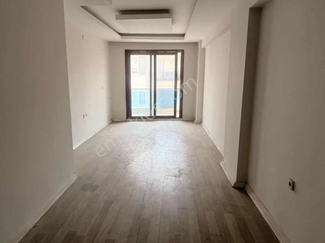 Ebeveyn Banyolu,kapalı Otoparklı Ve Asansörlü 4+1 Dubleks Daire