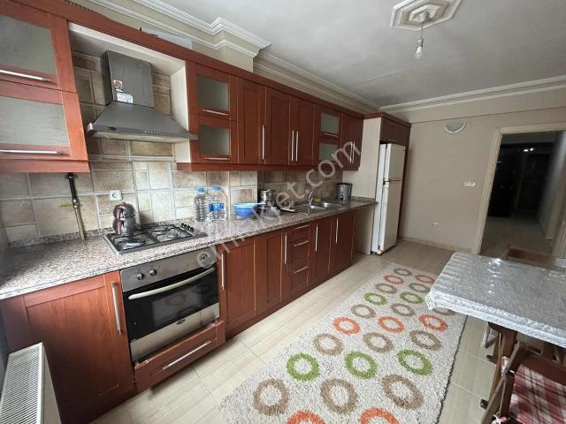 ! Ebeveyn Banyolu,salon Mutfak Ayrı ! 1+1 Kiralık Daire