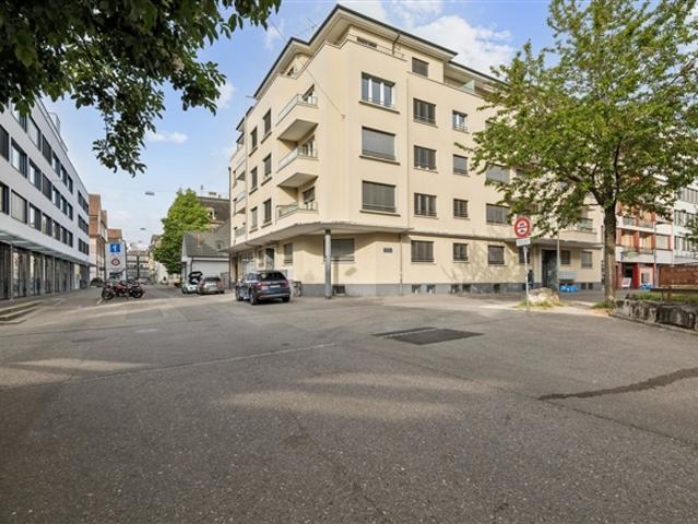 EG Wohnung renoviert ideale Lage