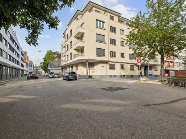 EG Wohnung renoviert ideale Lage