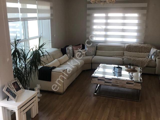 Egeturemlaktan Narlidereden Full Denizmanzaralı 3+.satılık Daire
