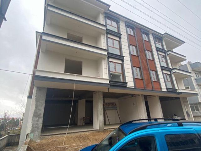 EGE EMLAKTAN ASKERİ KANTİN YANINDA 2+0 SATILIK DAİRE