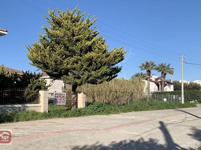 EGE EMLAKTAN KÖŞE KONUMLU 612m2 MUHTEŞEM LOKASYONDA ARSA