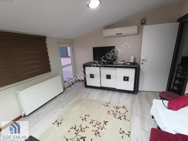 Ege Emlak'tan Keşan Merkezde Teraslı Kiralık Eşyalı Daire
