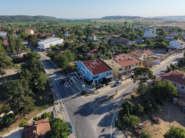 Ege Emlak'tan Mecidiye Köyünde Zincir Market Üstü Satılık Yazlık Daire
