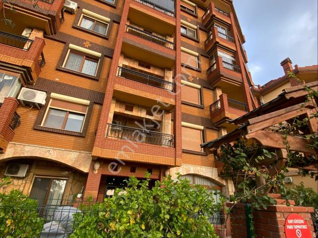 Ege Mahallesinde Deniz Gören Konforlu Çatı Dublex Daire