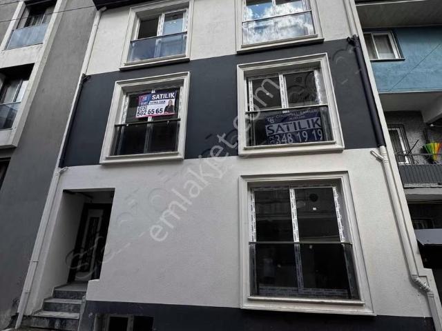 Ege Üniversitesi Yakını Sıfır 1+1 Satılık