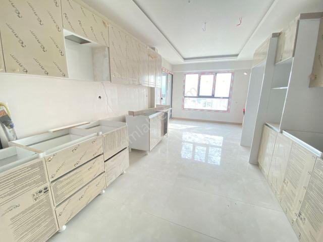 Ege'de Hyb Twin Twors İkiz Kulede Katta Full Yapılı 3.5+1 Satılık Daire !