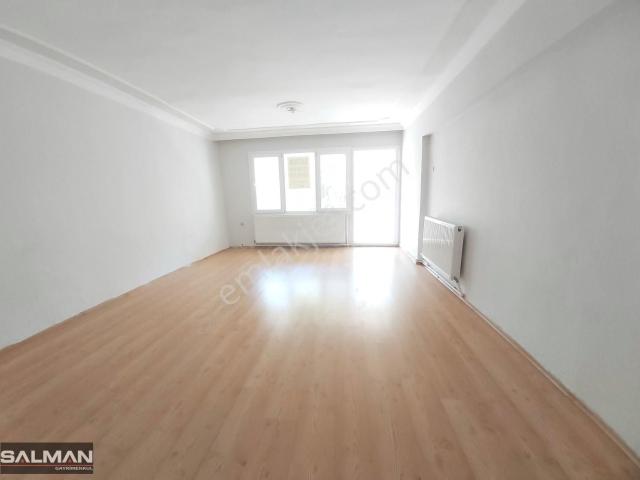 Egekent Pazaryerine Yakın Site İçi Tadilatlı Satılık 3+1 Daire