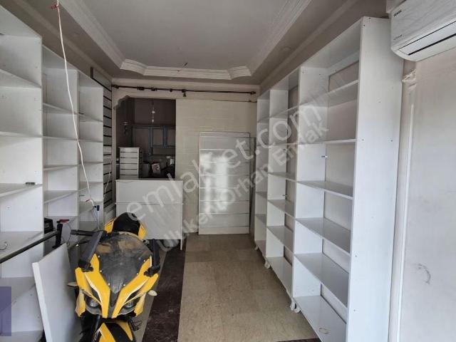 Egekent 2'de Kiralık 24 M² Dükkan Raflı & Merkezi Konum
