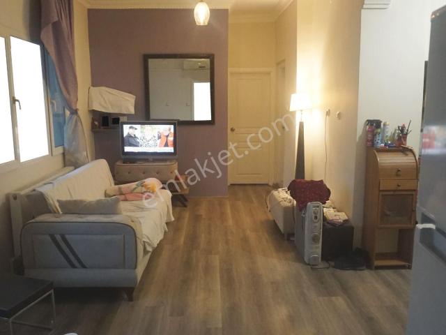 Egekentte Satılık 2+1 Açık Mutfak Doğalgaz Kombili Çiğli Serkan