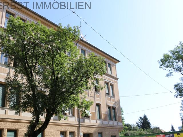 EGGENBERG: KLEINWOHNUNG IM 1.OG+KOCHNISCHE+LIFT+ALLGEMEINBALKON