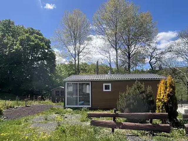 Egliseneuve d'Entraigues 63850 Achat / Vente maison 3 pièces t3 parking