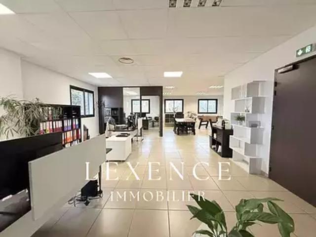 Eguilles 13510 Achat / Vente divers 4 pièces