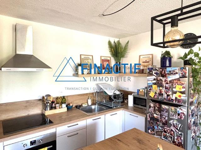 EGUILLES Appartement T2 meublé 45 m² centre village