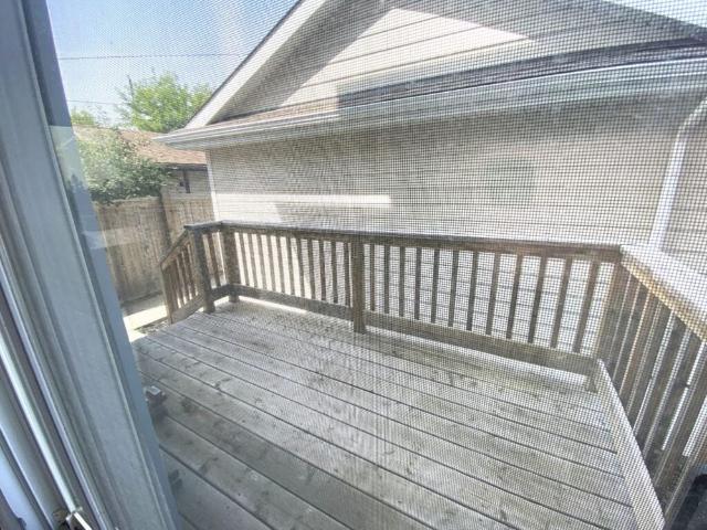 Edmonton Unfurnished townhouse Rental in Hazeldean Spacious and Modern 2 Bedroom Townhome With Loft and Second Deck