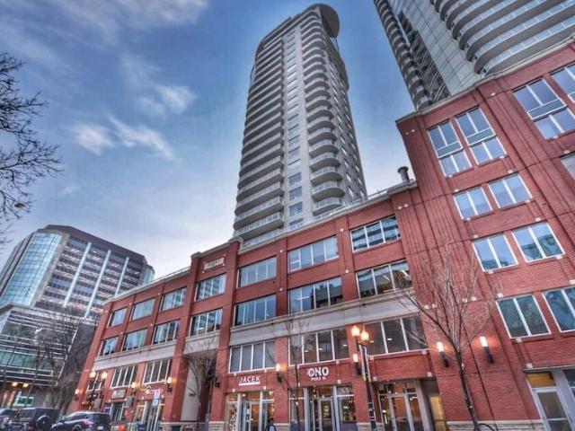 Edmonton Unfurnished Condo Rental in Downtown Beautiful City Views from the 19th Floor of the Icon
