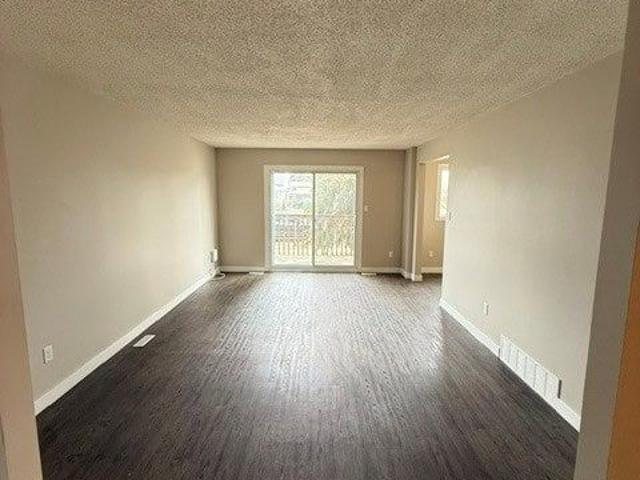 Edmonton Unfurnished Condo Rental in Delton 3 Bedroom Two Story Suite in the heart of Delton